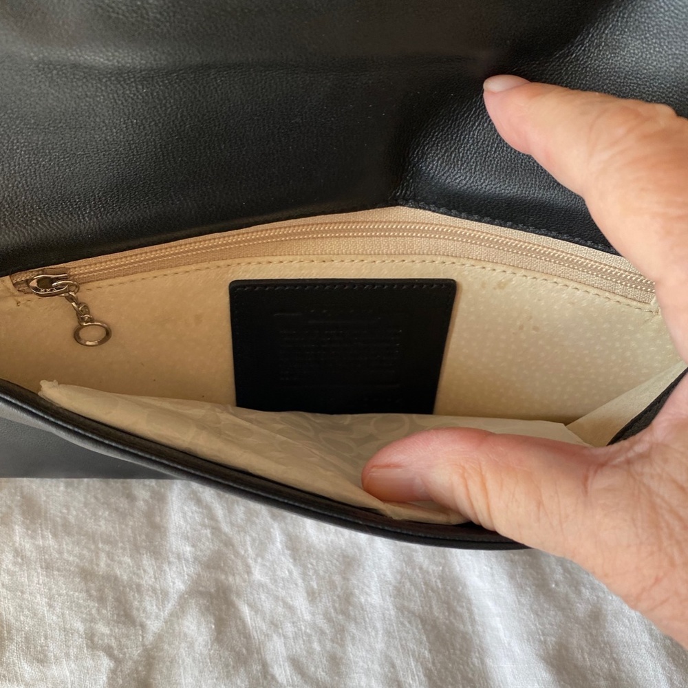 Coach Clutch/Wristlet Black Leather with Silver tone Buckle Detail - Picture 6 of 9